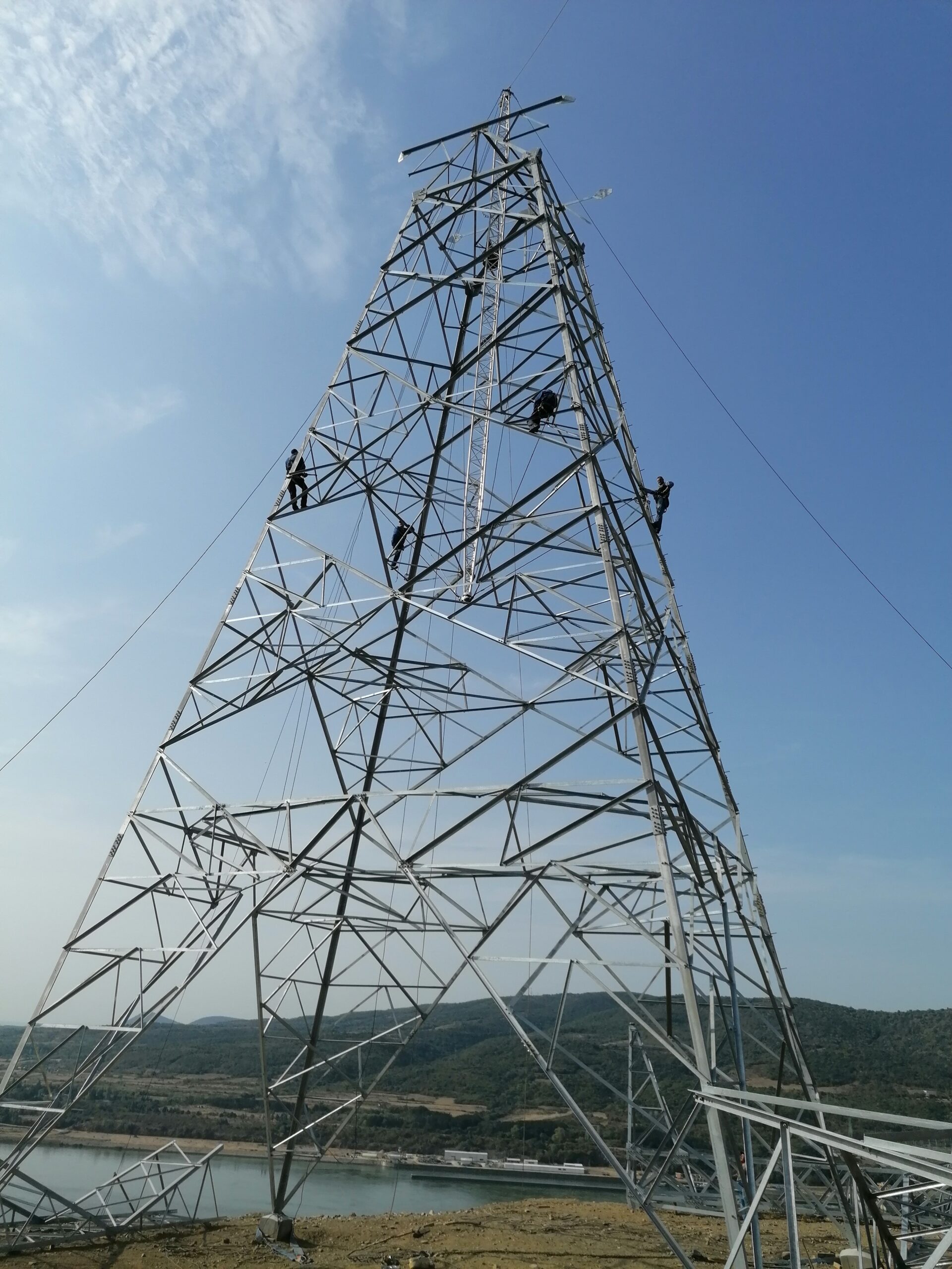 ELM Electromontaj implicat în lucrări pentru creșterea capacităților de integrare a energiei regenerabile contribuind astfel la atingerea țintelor naționale asumate la nivel european